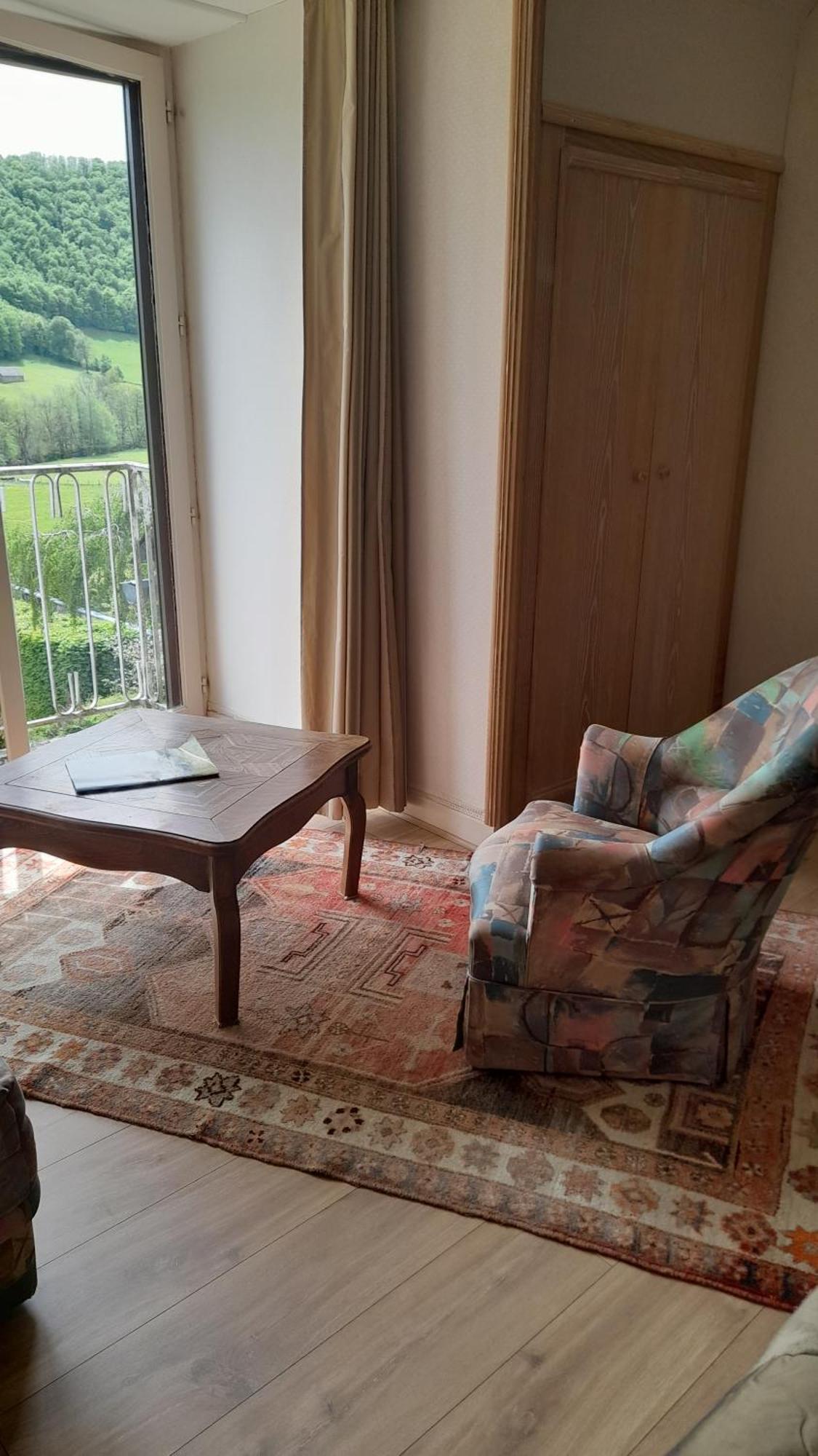 Saint-Martin-Valmeroux Chambre D'Hote Dans Le Cantal Vallee De La Maronne מראה חיצוני תמונה